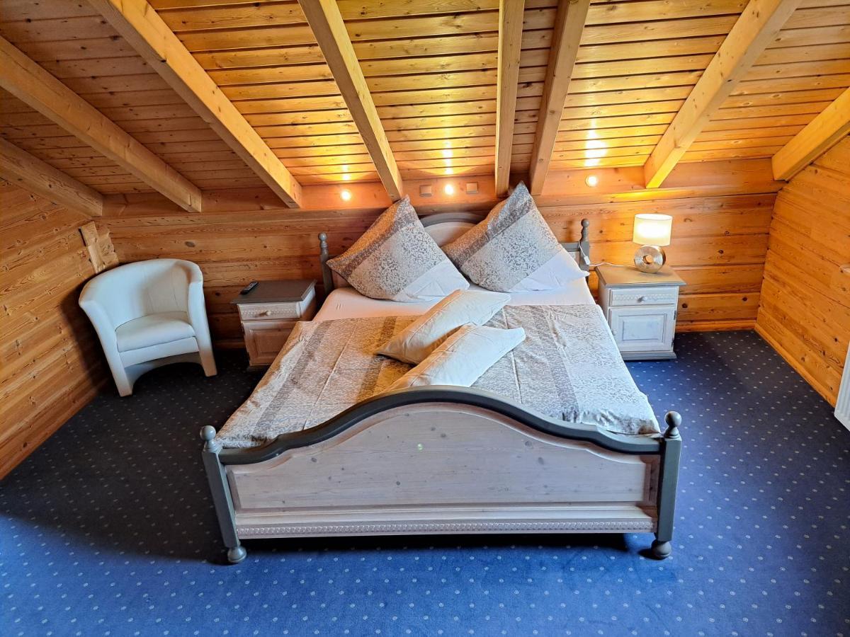 Steewer Landhaus Gemuetliche Ferienwohnung Bis 6 Pers In Ruhiger Ortsrandlage Stebach Bagian luar foto