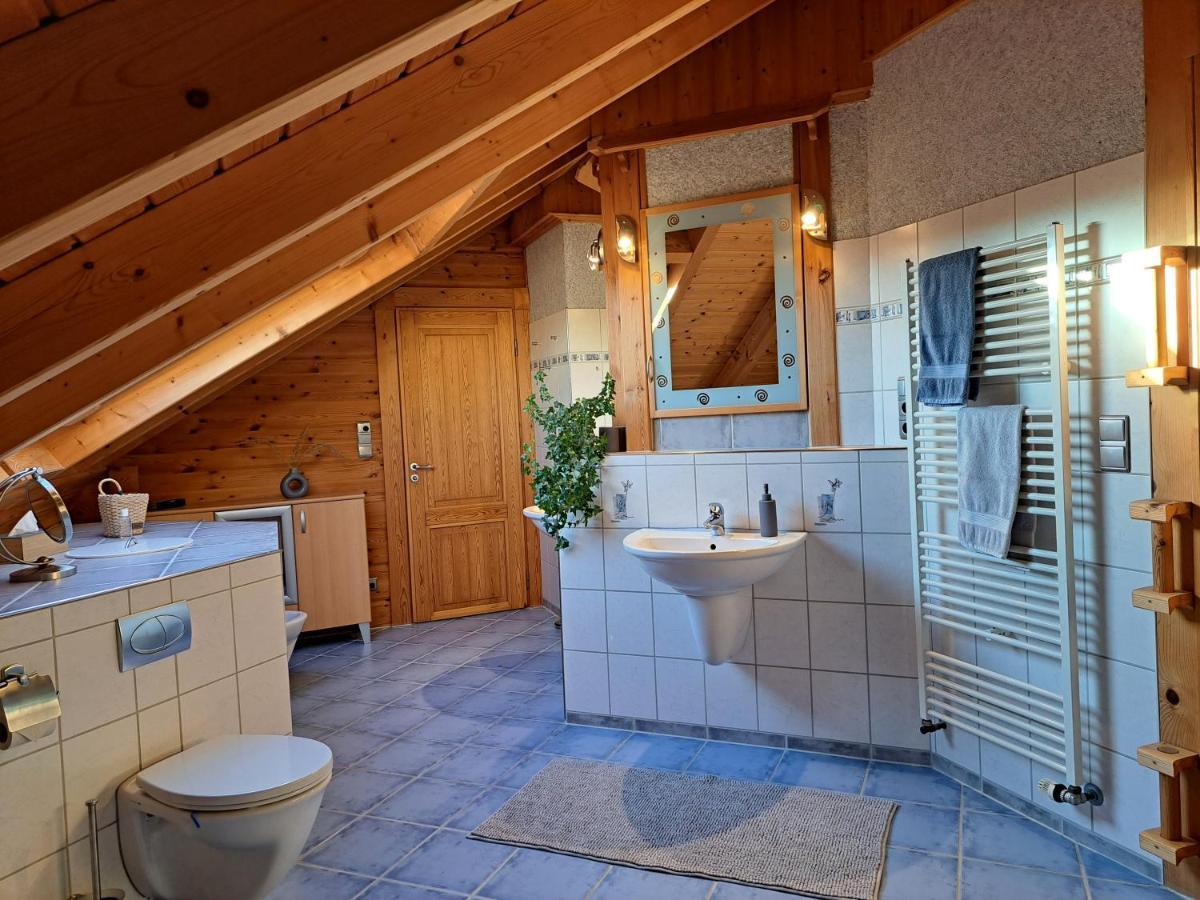 Steewer Landhaus Gemuetliche Ferienwohnung Bis 6 Pers In Ruhiger Ortsrandlage Stebach Bagian luar foto