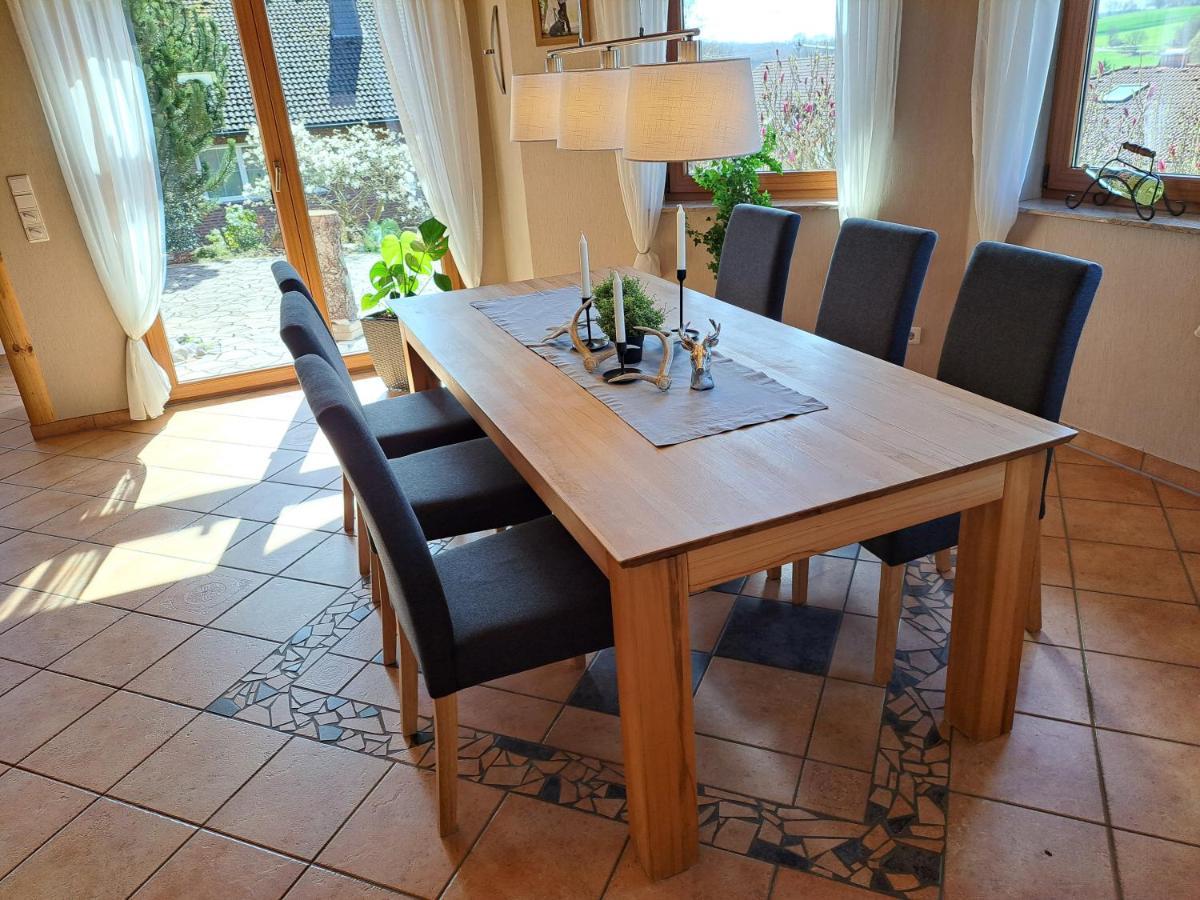 Steewer Landhaus Gemuetliche Ferienwohnung Bis 6 Pers In Ruhiger Ortsrandlage Stebach Bagian luar foto