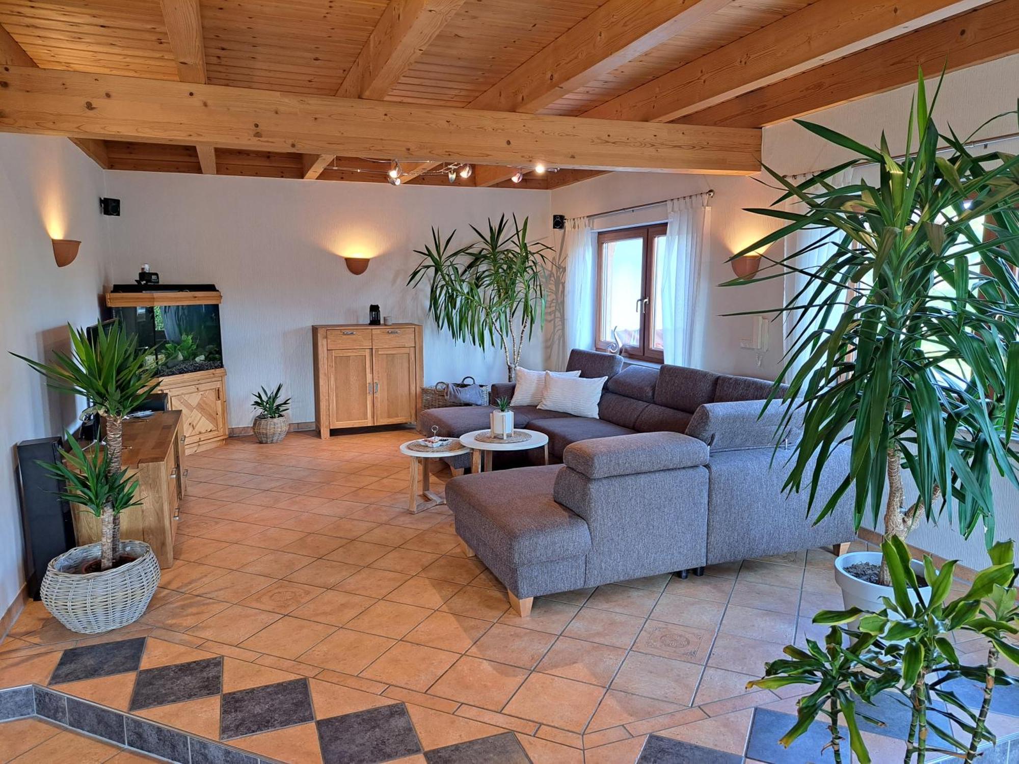Steewer Landhaus Gemuetliche Ferienwohnung Bis 6 Pers In Ruhiger Ortsrandlage Stebach Bagian luar foto